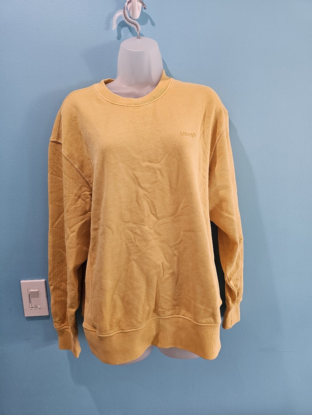 Levi's Men's Mustard Yellow Crewneck Sweatshirt